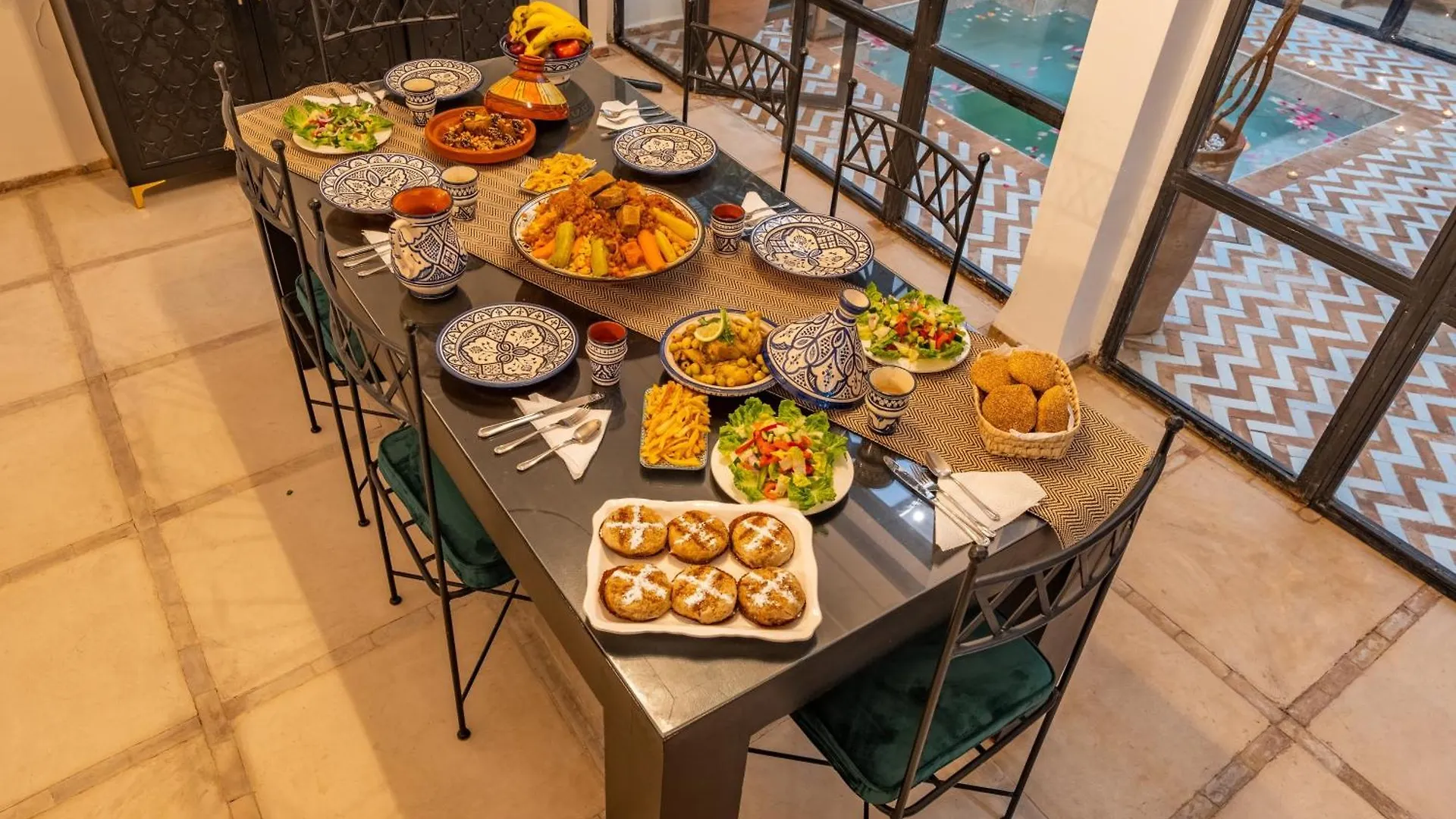 Riad Aouzal Exclusif-Breakfast-Pool Villa Marrakesh Holiday home